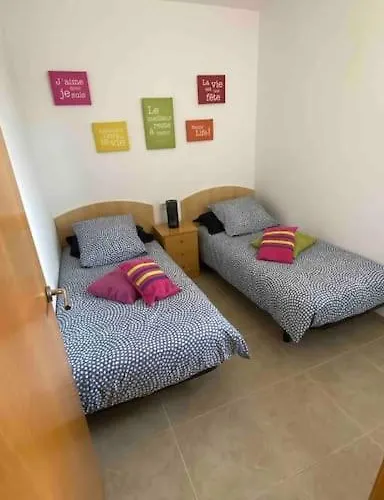 2 Avec 3 Piscines Et Parking Gratuit * Roses